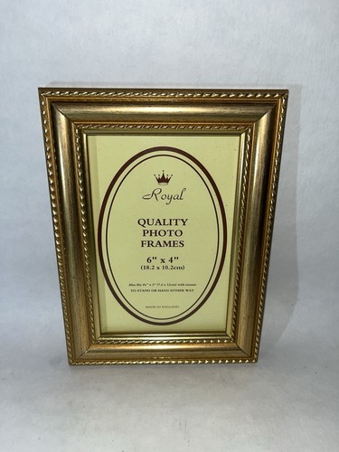 Vintage gold tone wooden - tone,