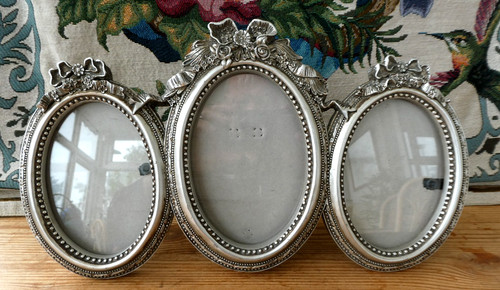 Antique style oval - antique,