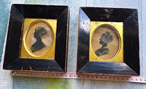 Pair 1800 wooden picture - 1800,