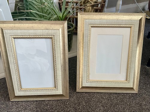 Vintage style ornate gold - 2,