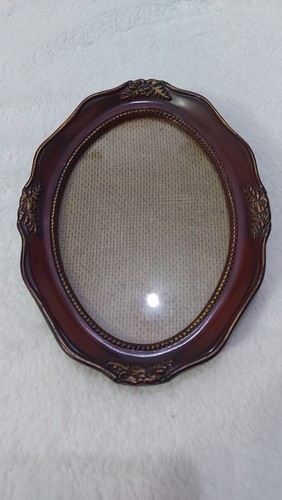 Ornate oval burgundy gold - ornate,